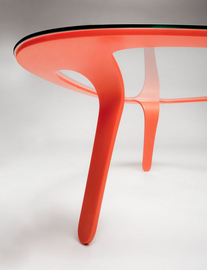 Stół Clover firmy Vincenzo Design 2. Fot. Materialy Prasowe MTP.jpg