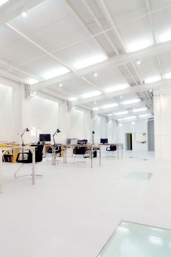 09_LYCS_INTERIOR08.JPG