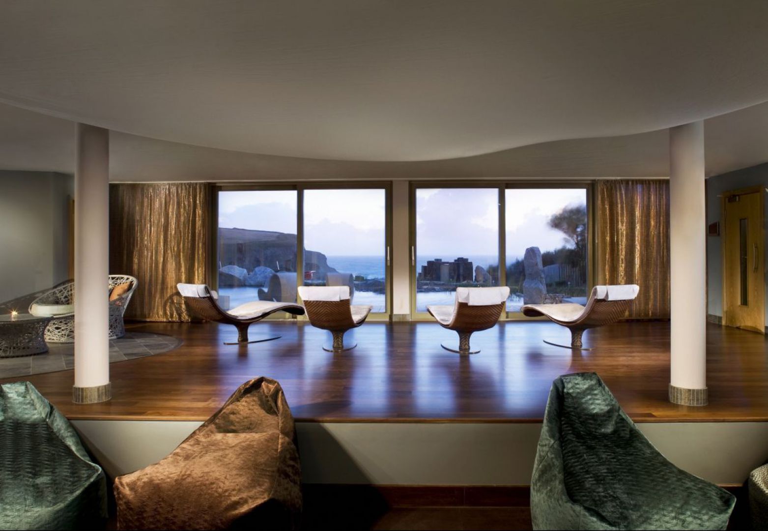 022scarlethotel_ds_1.jpg