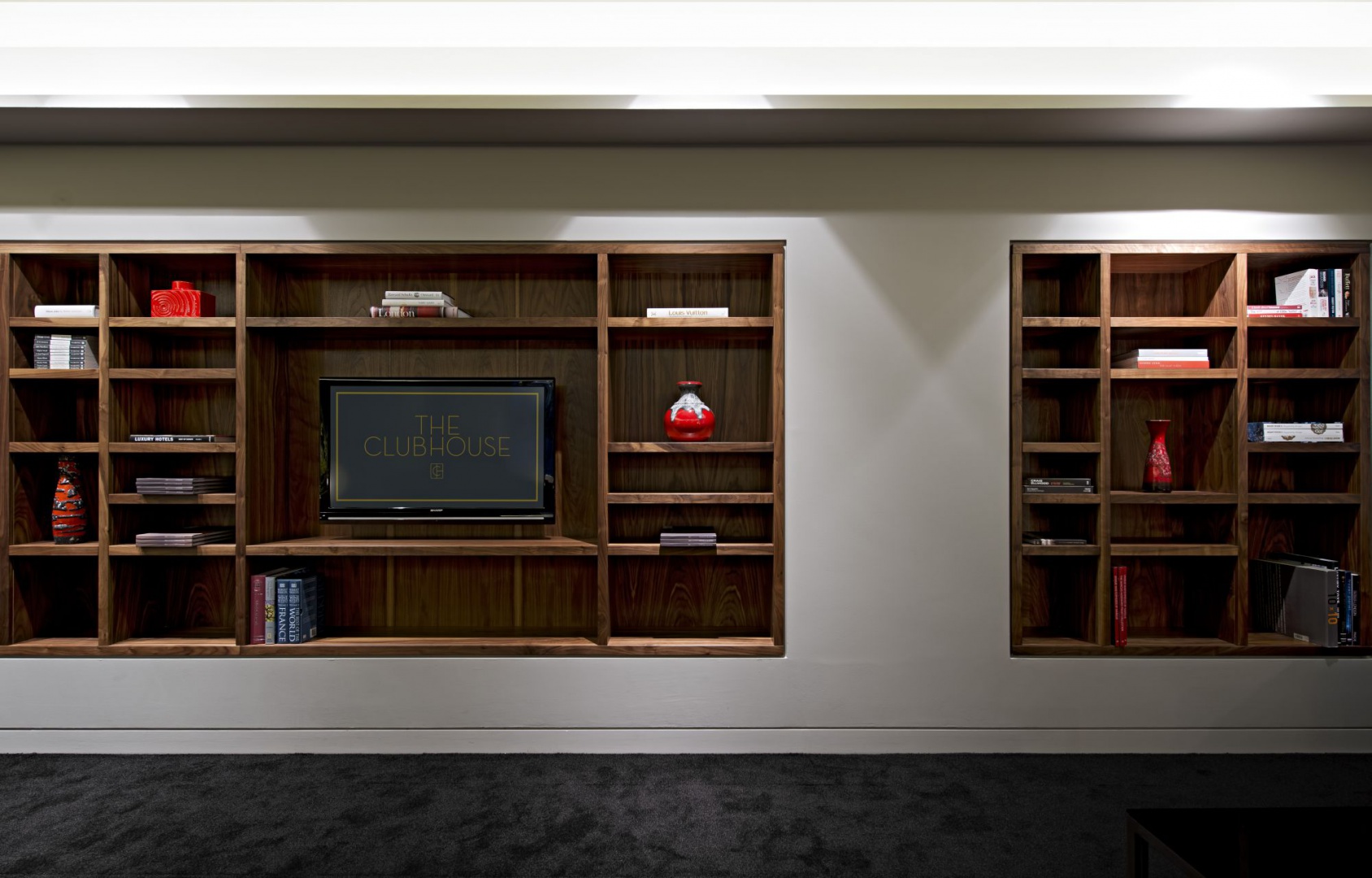 34. Built-in Joinery in The Clublounge.jpg