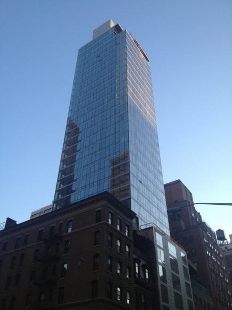 Wieżowiec przy 325 Lexington Avenue. Fot. Aluprof