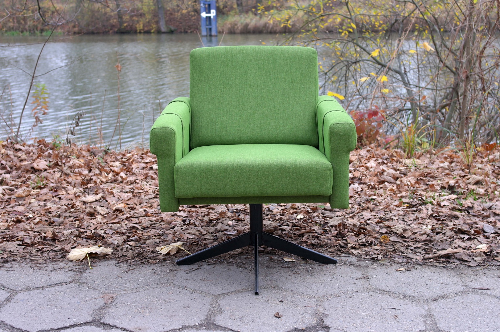 Zielony fotel. Fot. Rebel Mebel