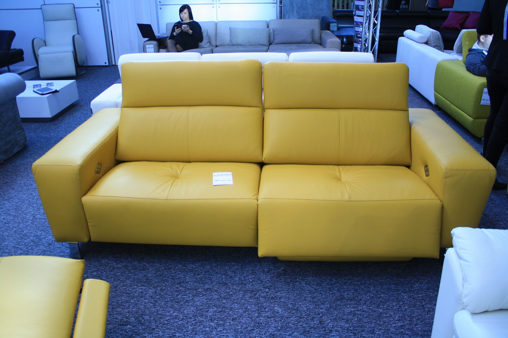 Sofa marki Caya Design. Fot. Piotr Sawczuk