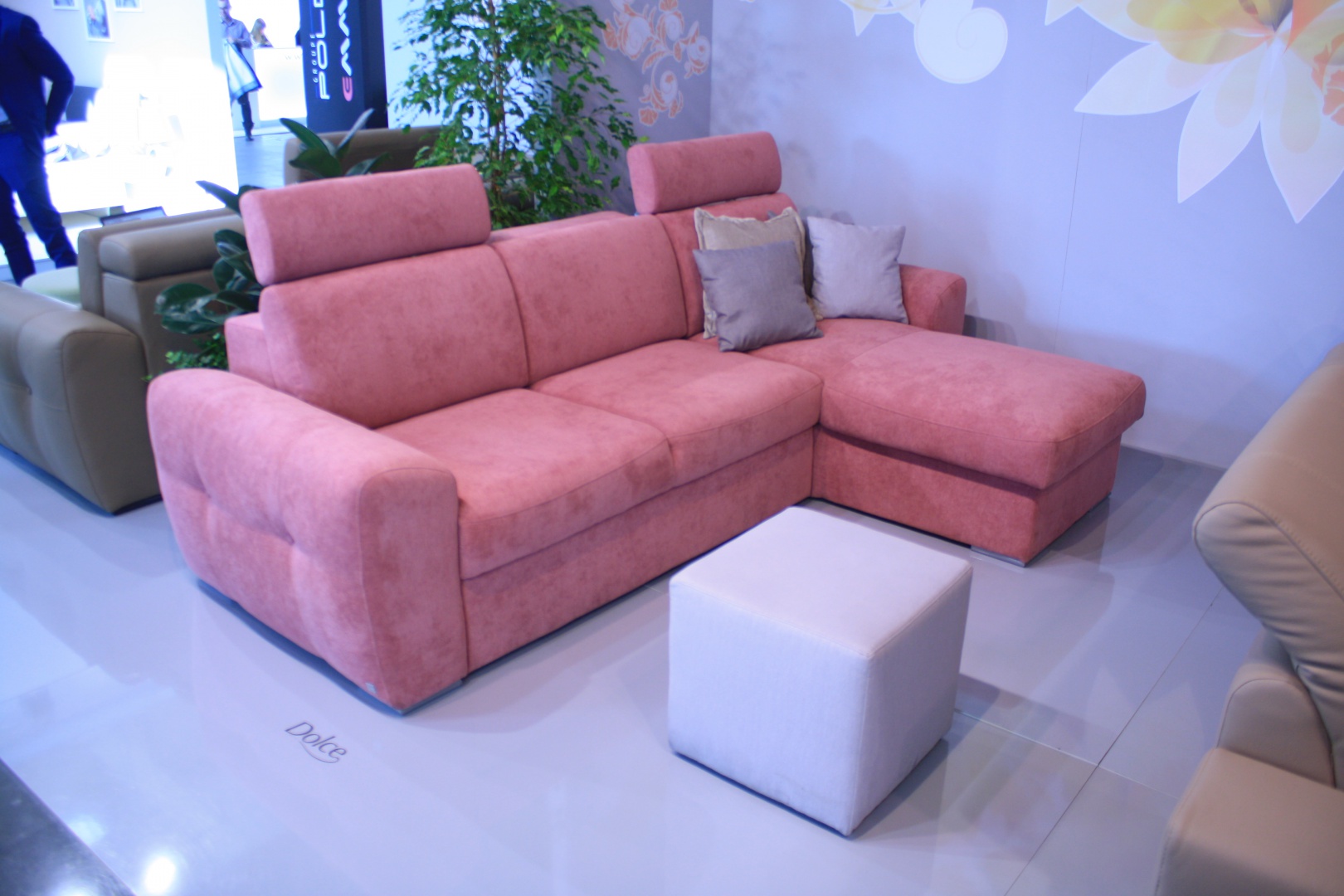 Sofa Dolce, marki Wajnert. Fot. Piotr Sawczuk