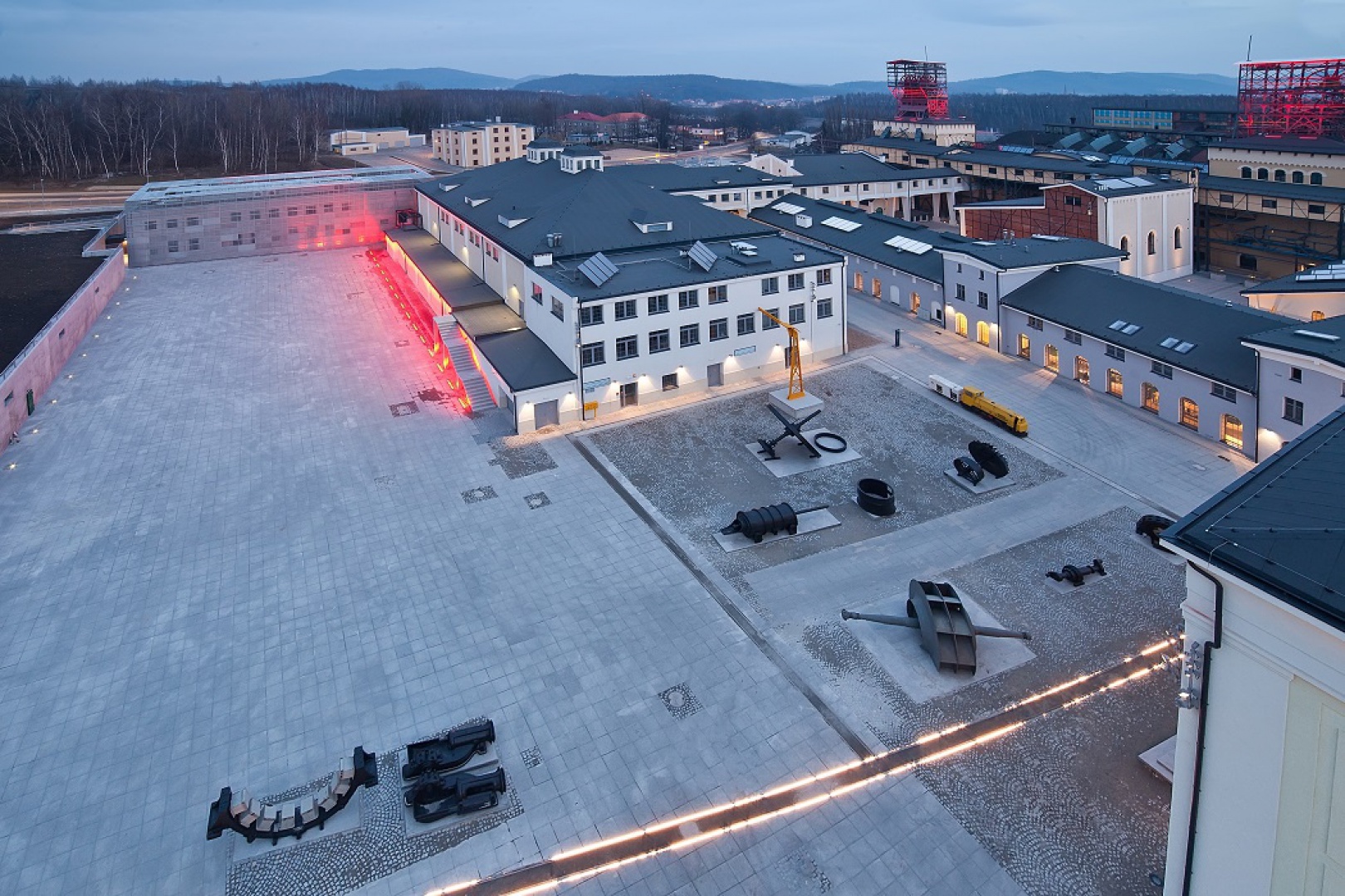 W obiekcie znalazły się przestrzenie, gdzie będą organizowane spektakle teatralne, koncerty. Budynek mieści nowoczesną salę taneczna WOK, zespół przebieralni, pokoje dla instruktorów, sale do ćwiczeń wokalnych i pomieszczenia reżyserskie.Fot. Archiwum