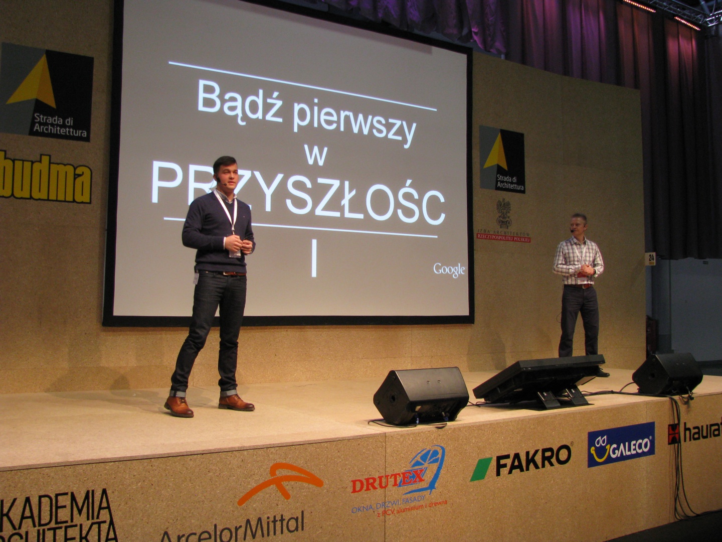 Wykład: Jak zdobyć nowych klientów za pomocą narzędzi Google, poprowadzili Piotr Hurnik z firmy Google oraz Robert Rydz-Mościcki z Performance Media. Fot. Piotr Sawczuk