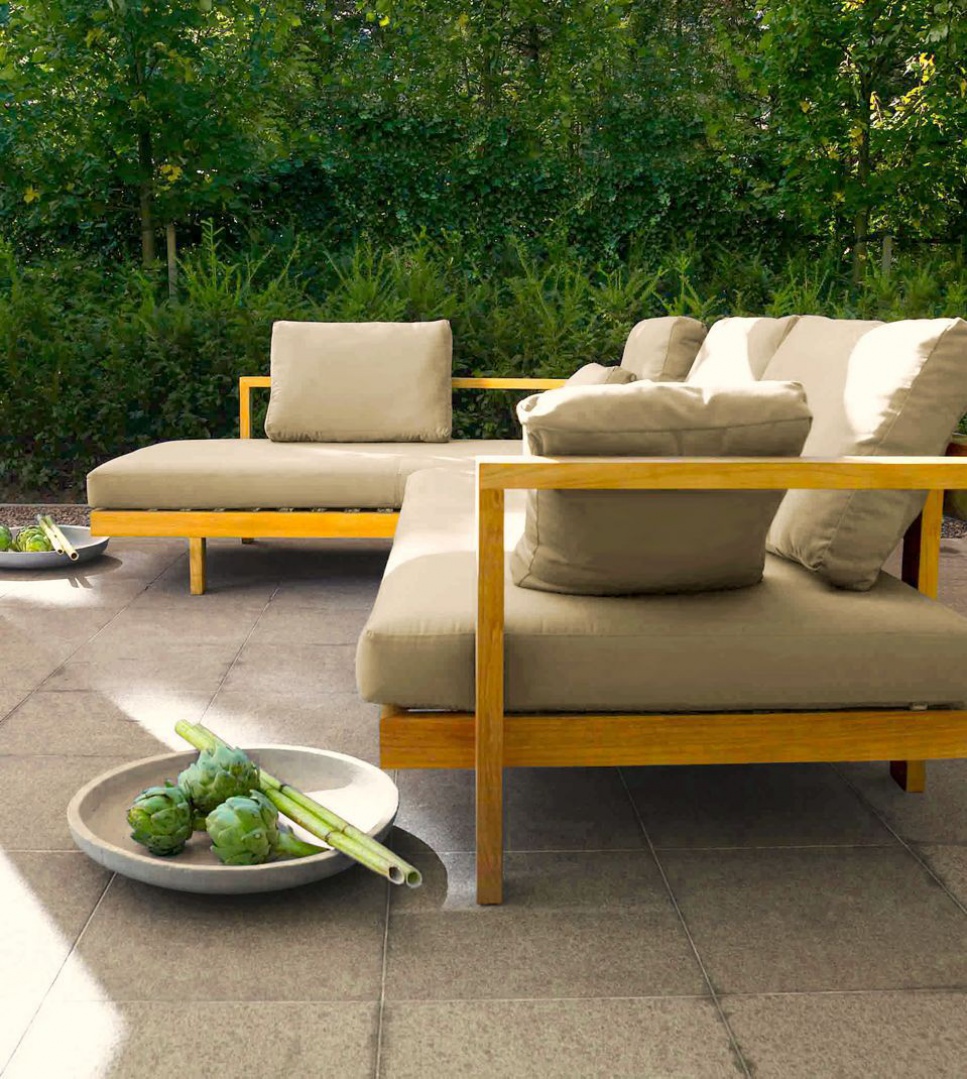 Modułowa Pure Sofa zaprojektowana dla firmy Tribu. Fot. Tribu.