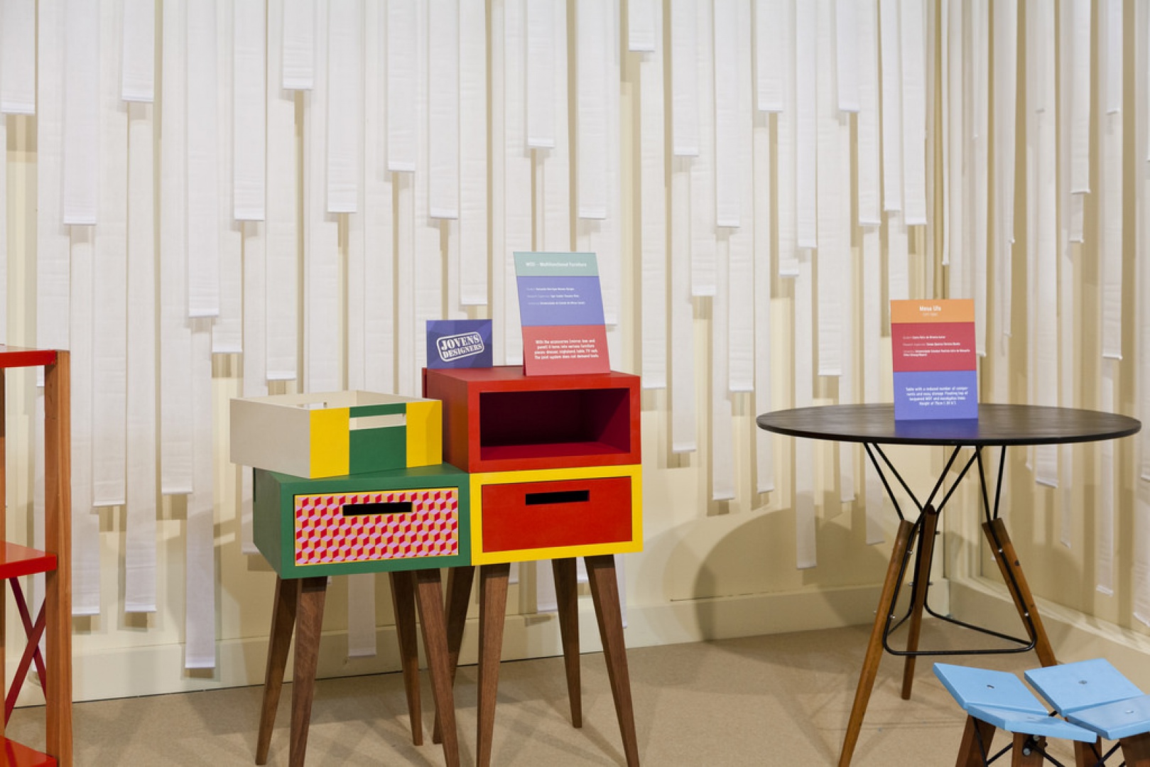 Targi iSaloni 2015, wystawa młodych designerów SaloneSatellite. Fot. Andrea Mariani
