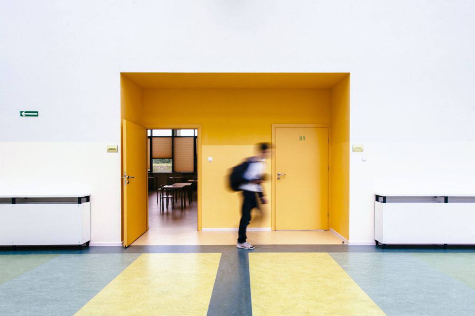 Centrum Edukacji i Sportu Mysiadło, zaprojektowane przez architektów z pracowni 81.WAW.PL. Fot. Rafał Kłos