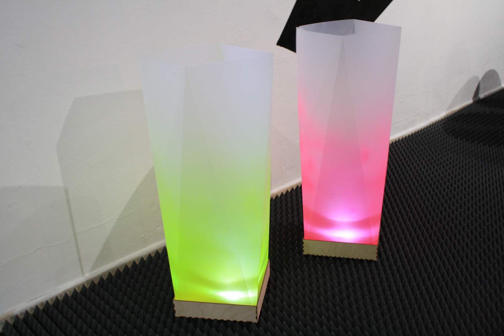 Lampy, projekt Michała Siekacza. Fot. Piotr Sawczuk 