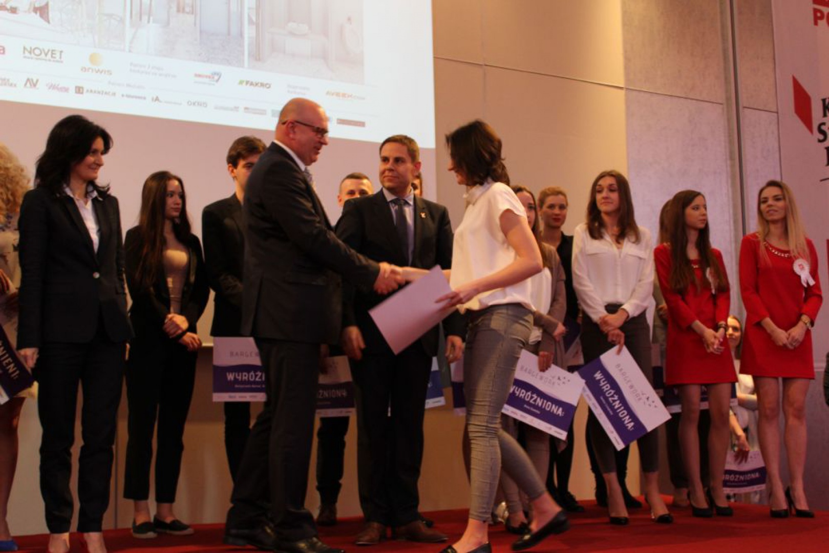 Zespół projektowy Monika Kalita i Karol Skowerski otrzymał nagrodę w wysokości 1 000 zł. Fot. Arkadiusz Kaczanowski