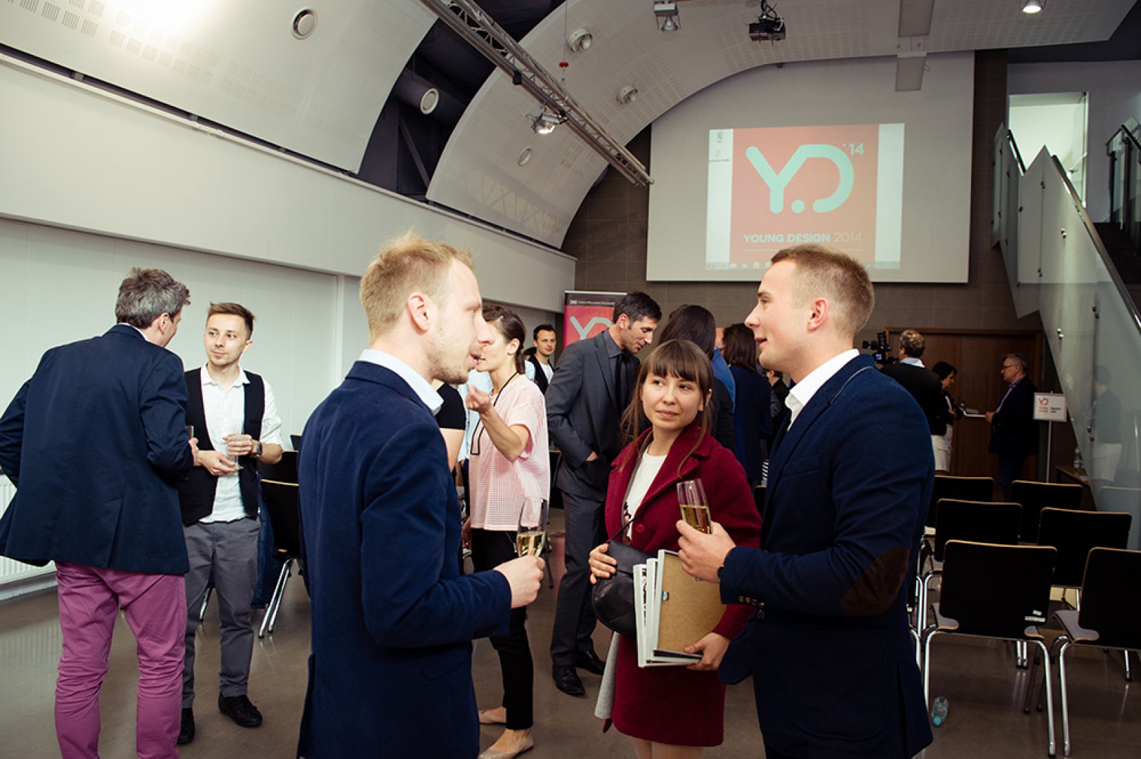 Young Design ma na celu wskazanie najbardziej obiecujących projektantów młodego pokolenia, takich, którzy rozumieją rynek i będą umieli w przyszłości pracować z przemysłem. W 2014 roku w konkursie startowało 39 uczestników z których wyłoniono finałową jedenastkę. Fot. Patrycja Mic/IWP