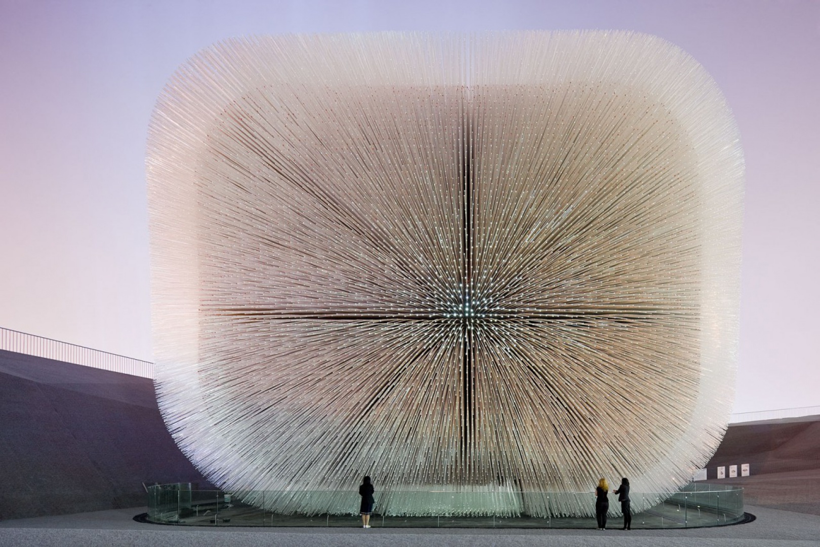 UK Pavilion na Expo 2010. Fot. Iwan Baan. Projekt Heatherwick Studio.jpg