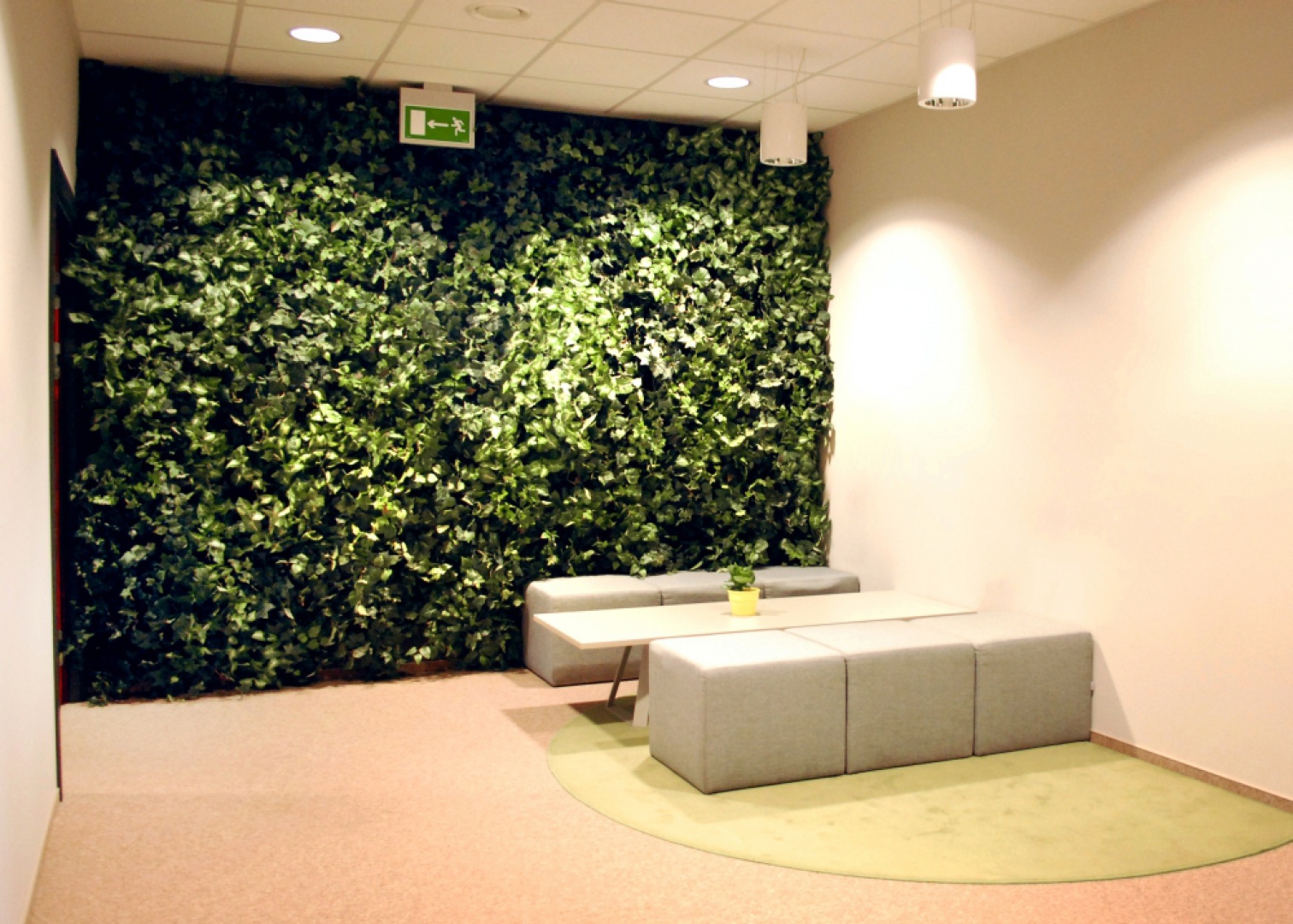 Millward Brown_A_PLUS_D_RETAIL_STORE_DESIGN (7).jpg