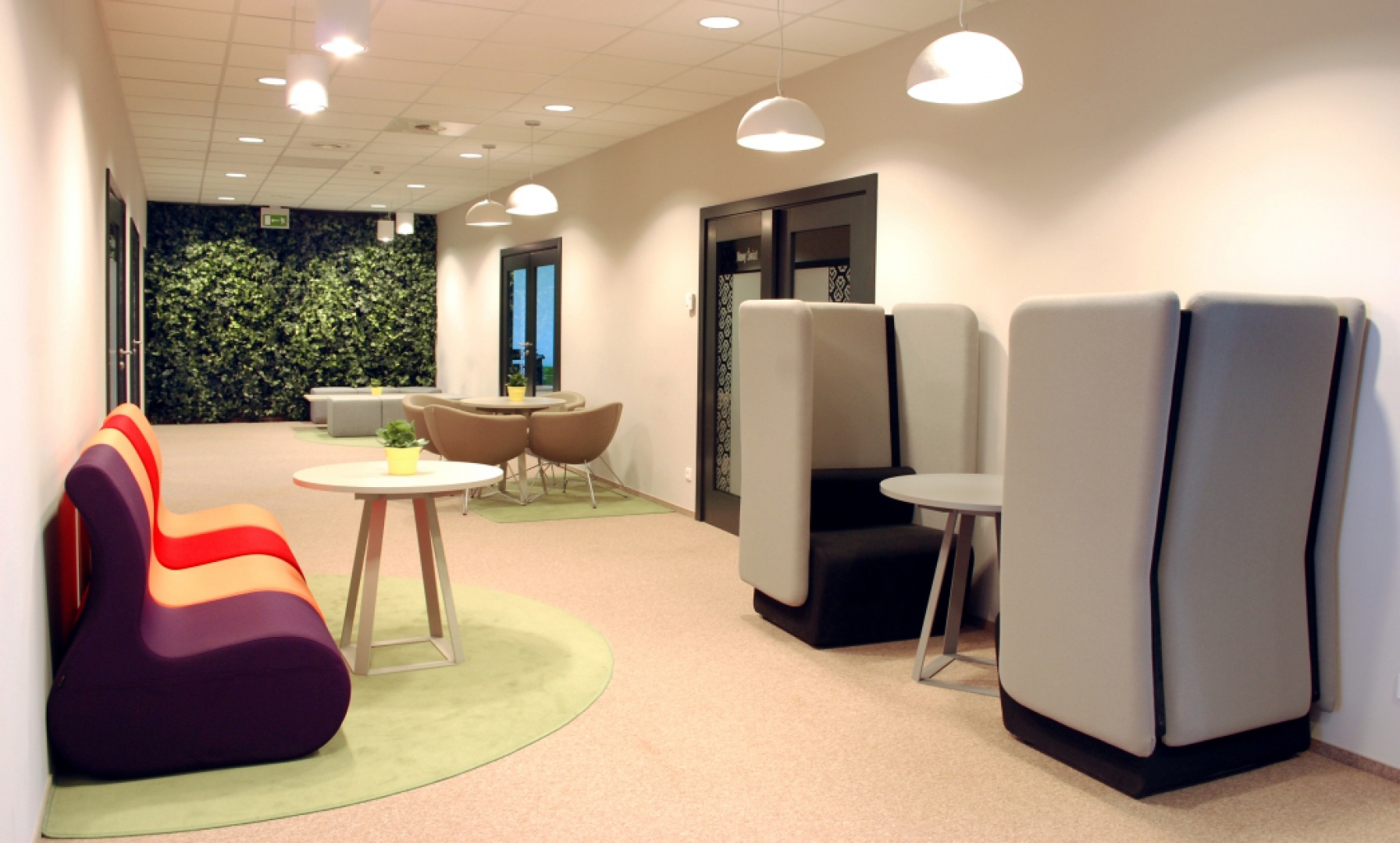 Millward Brown_A_PLUS_D_RETAIL_STORE_DESIGN (9).jpg