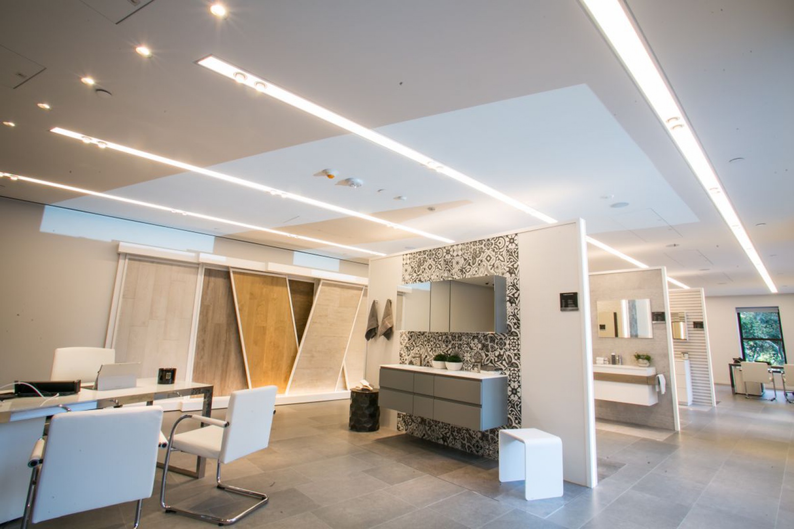 Porcelanosa Fifth Avenue (16)_small.jpg