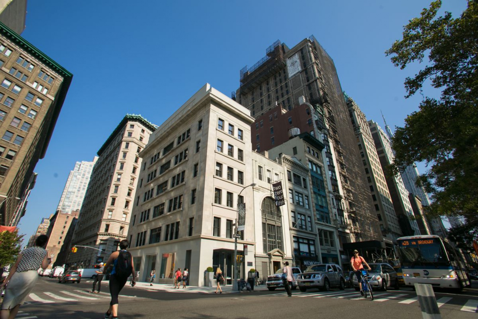 Porcelanosa Fifth Avenue (11)_small.jpg
