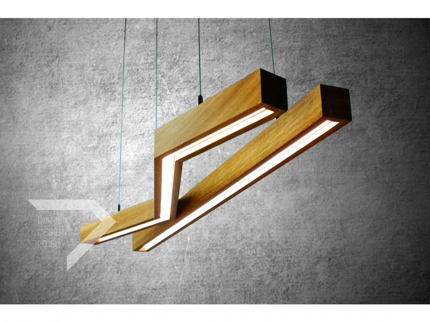 II_DiamentDesignu_LampaWoodlineSquare.jpg