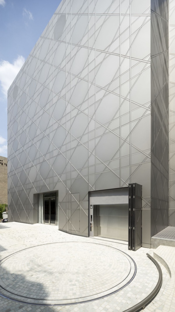 201116-DIOR-SEOUL_(c)Nicolas_Borel_072_small.jpg