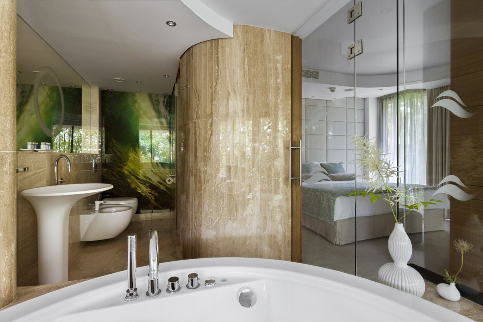 Hotel_Narvil_Apartament_VIP_2_small.jpg