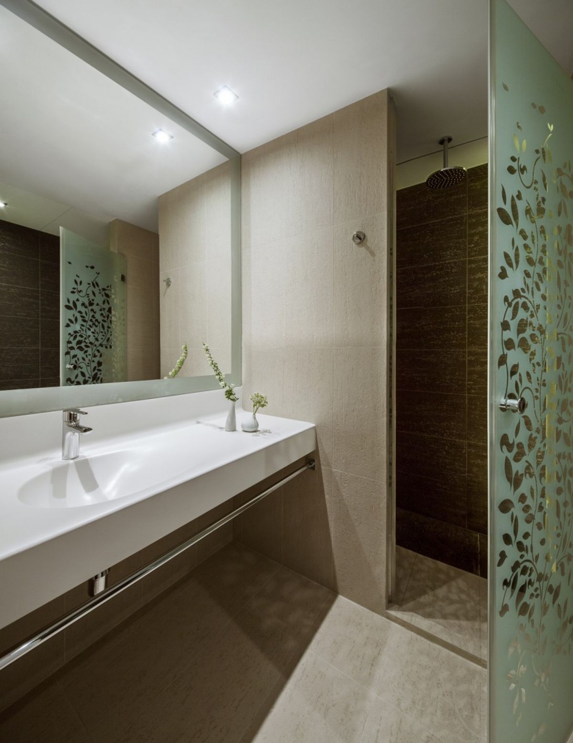 Hotel_Narvil_pokoje_standard_2_small.jpg