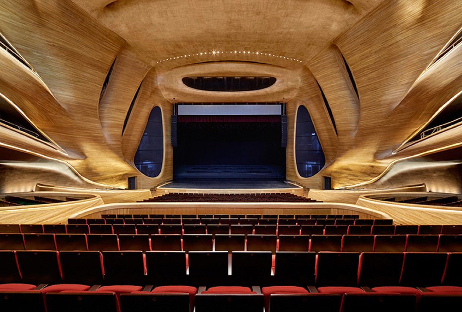 MAD_Harbin-Opera-House_020_©Hufton-Crow.jpg