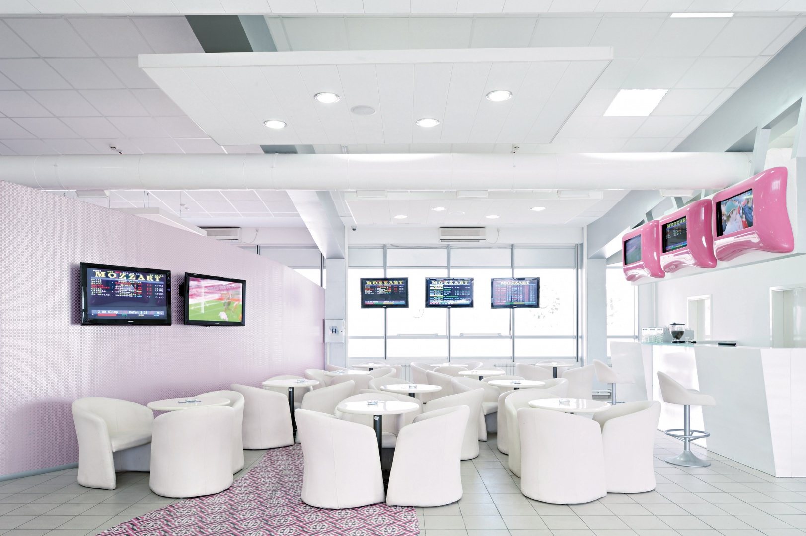 armstrong_SR-SlikeMozzart_-Game-Room2_-Axiom-Canopy21_www.jpg