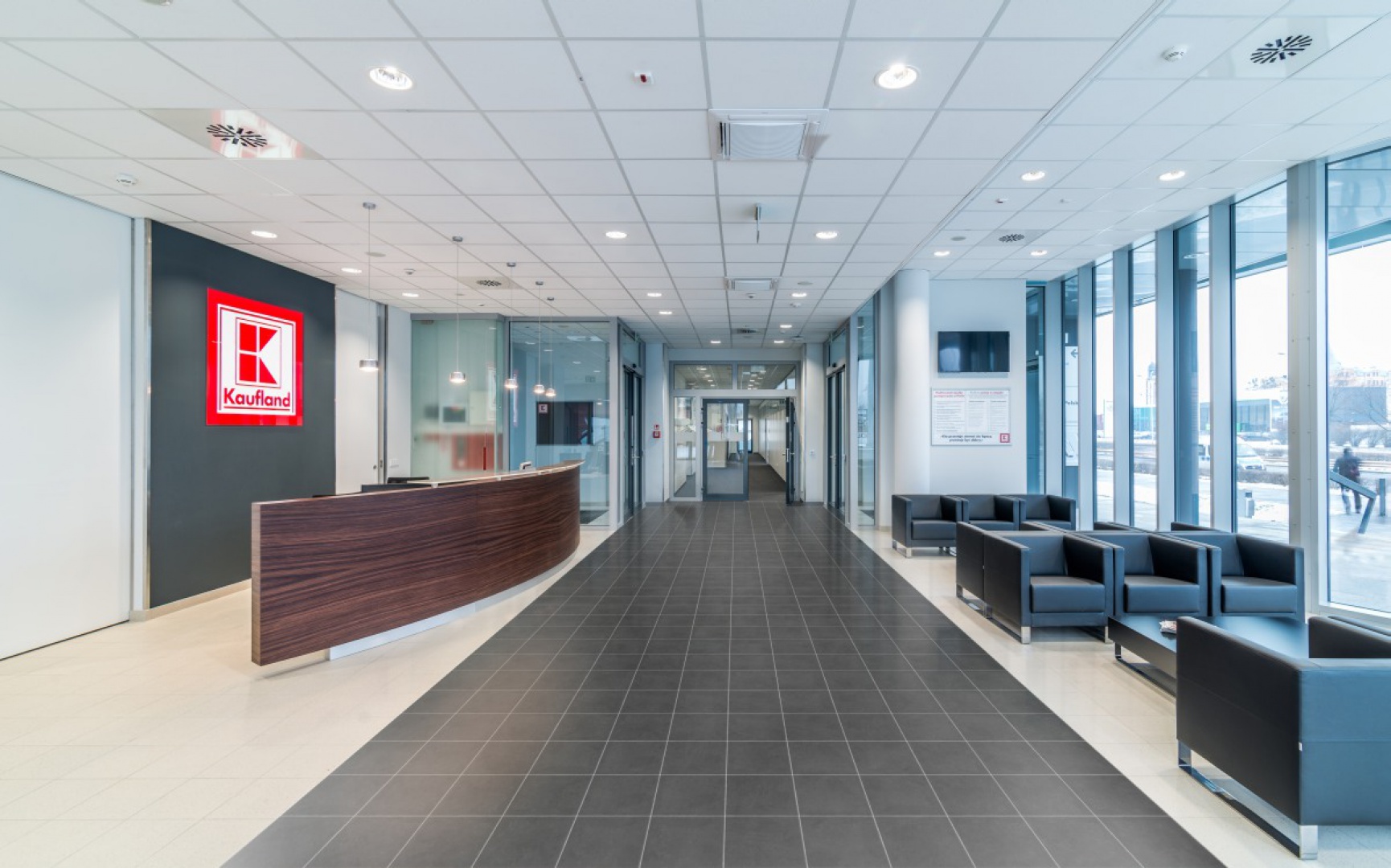 Kaufland_wnetrza_poprawka2.jpg