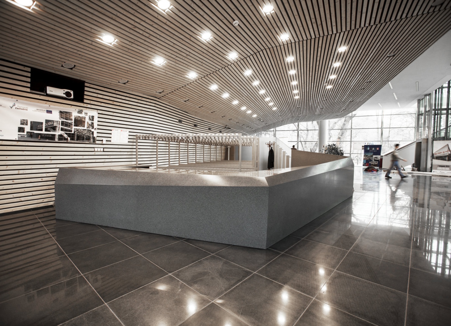 Designerska siedziba Filharmonii Koszalińskiej. Fot. DuPont.jpg