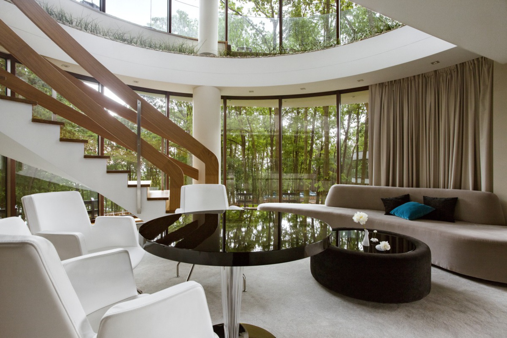 Hotel_Narvil_Apartament_VIP_1.jpg