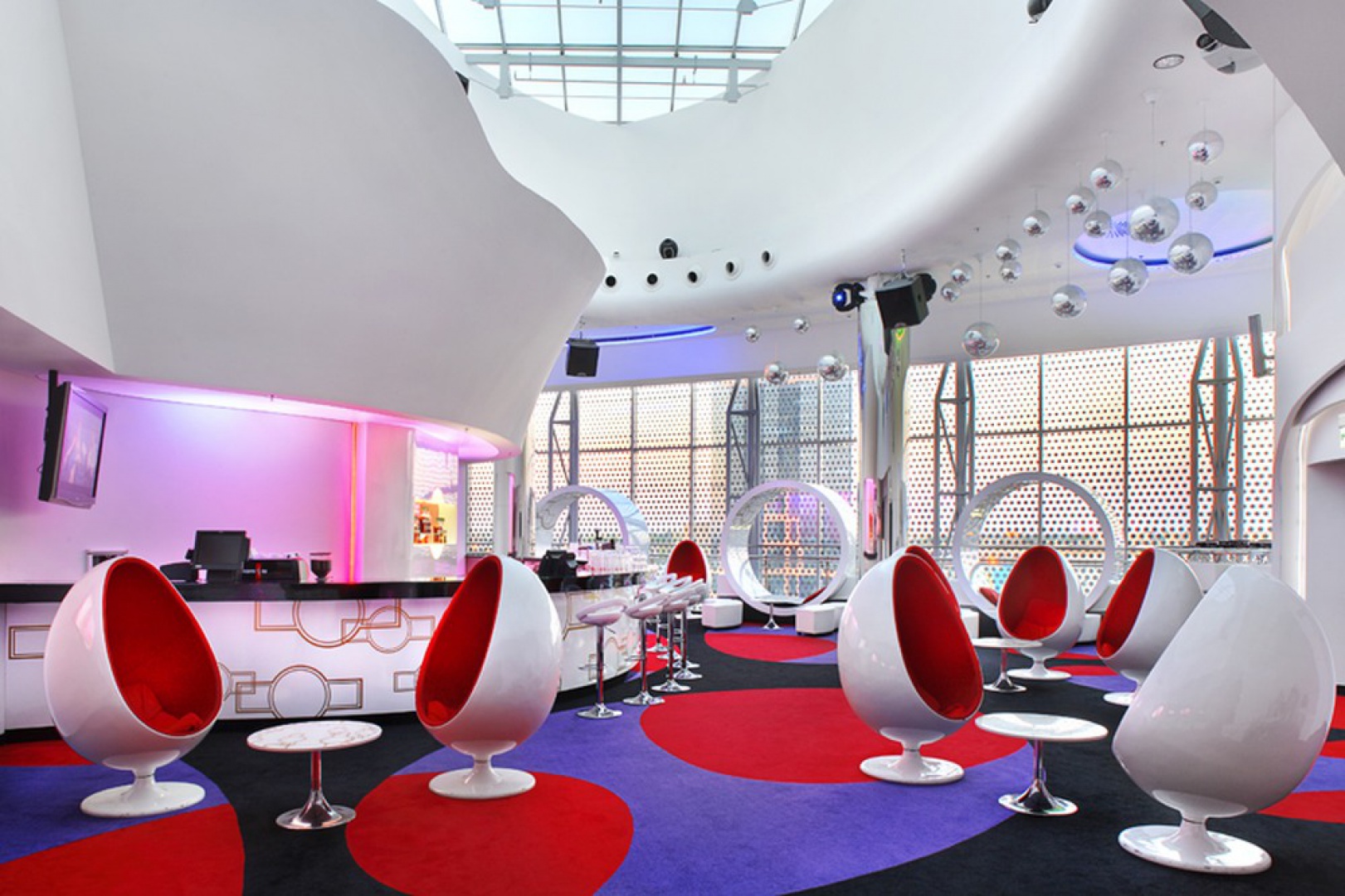 4. Multikino Złote Tarasy by Olo Studio.jpg