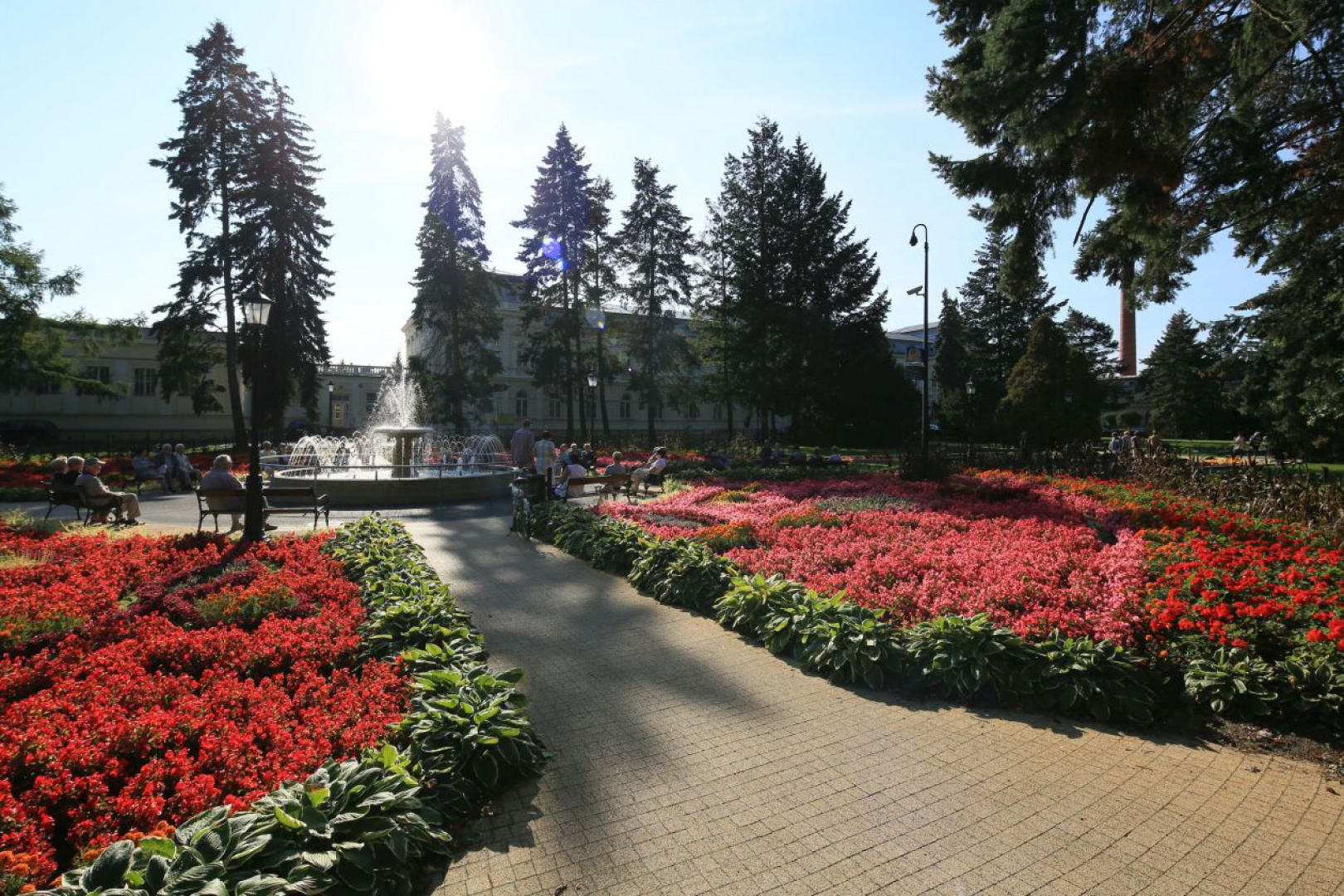Park uzdrowiskowy Hellwiga w Ciechocinku_Polbruk Avanti_fot. 2 Polbruk pint.jpg