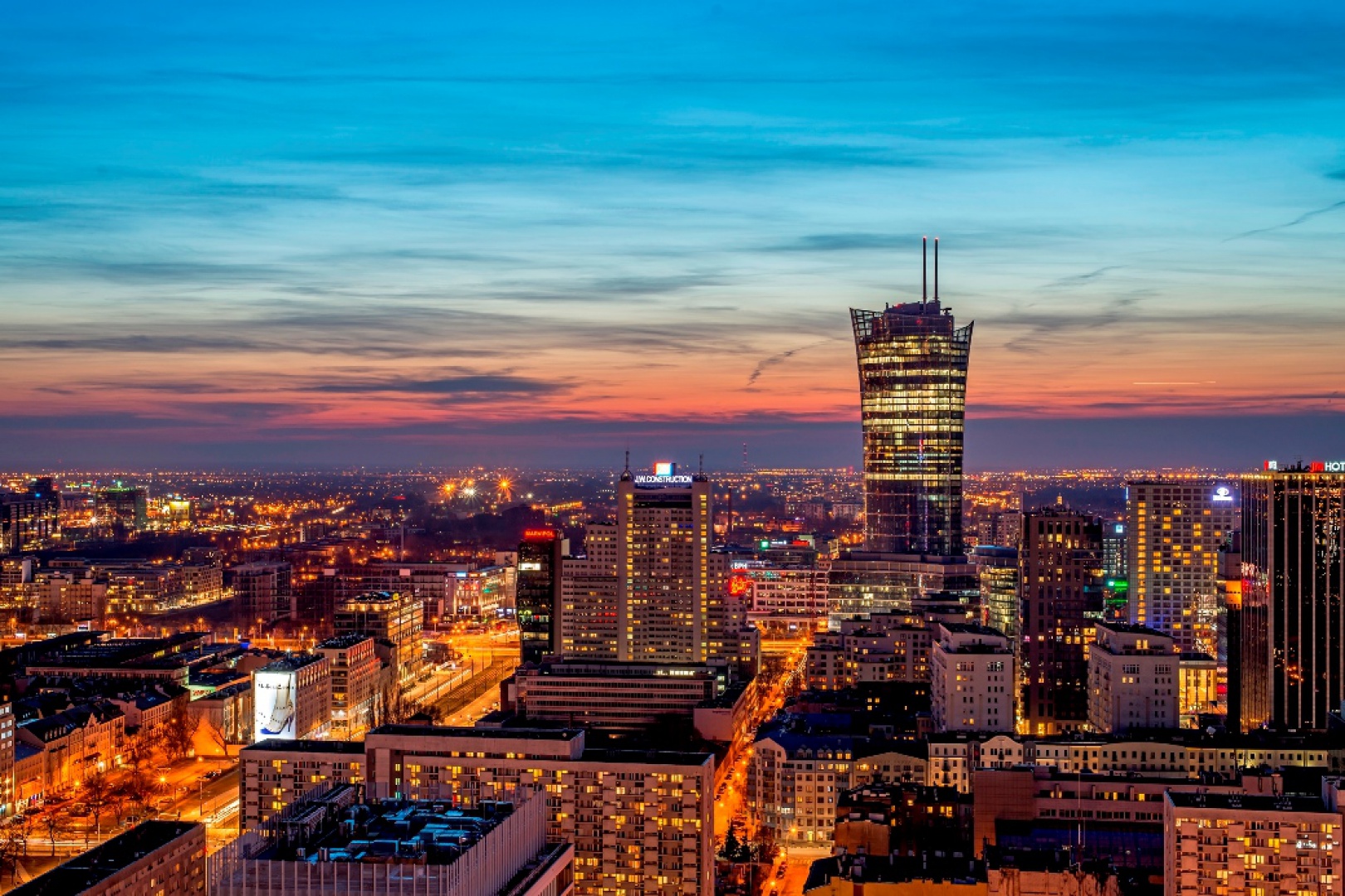Warsaw Spire_kwiecień 2016.JPG