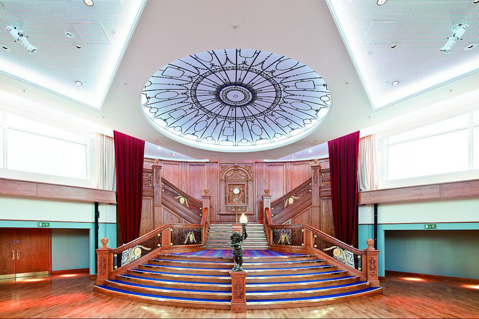 Muzeum Titanic w Belfaście. Autorem projektu jest Paul Crowe, Todd Architects. Fot. Muzeum Titanic w Belfaście.jpg