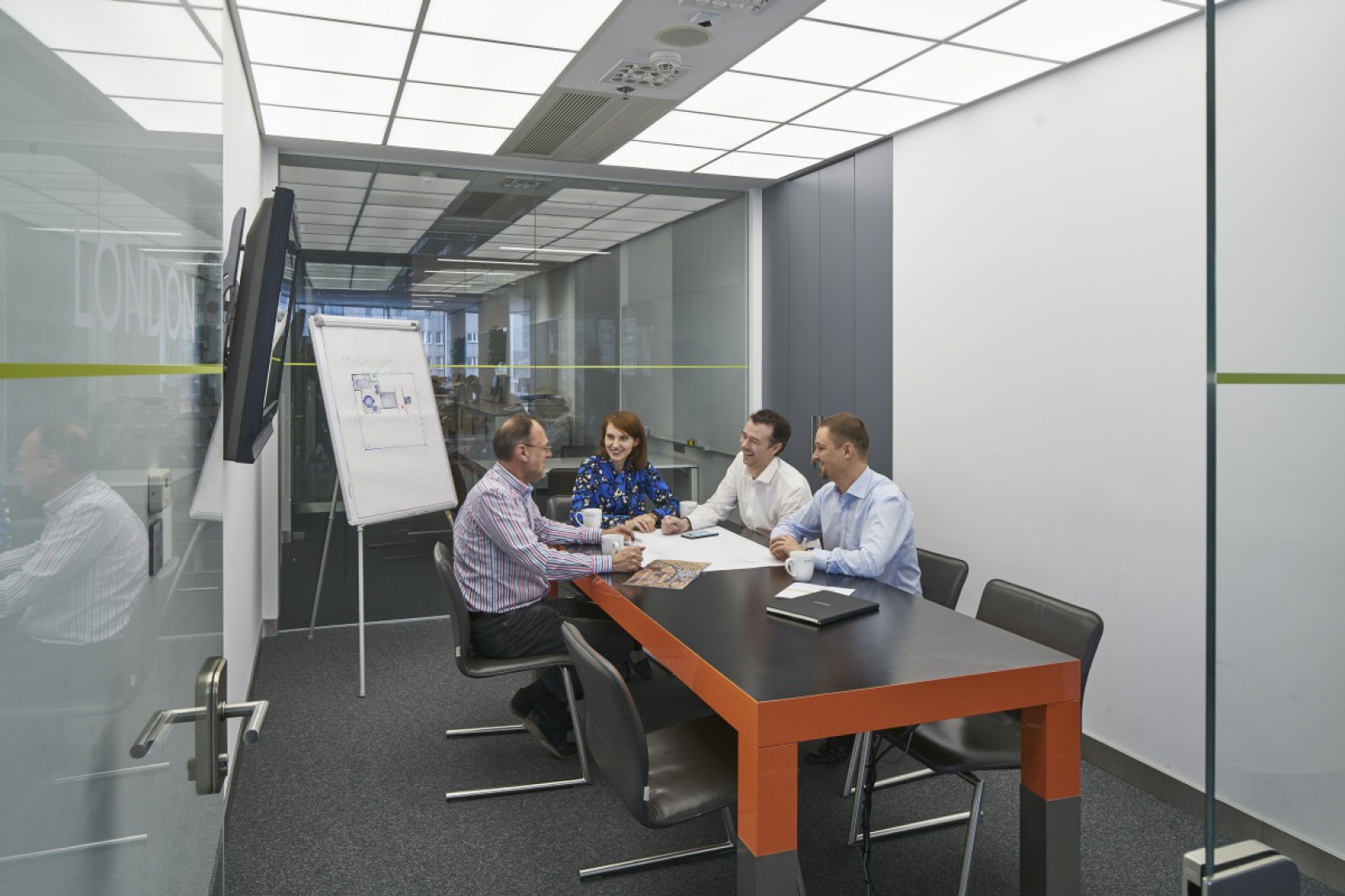 03 sala_konf_LONDON.jpg