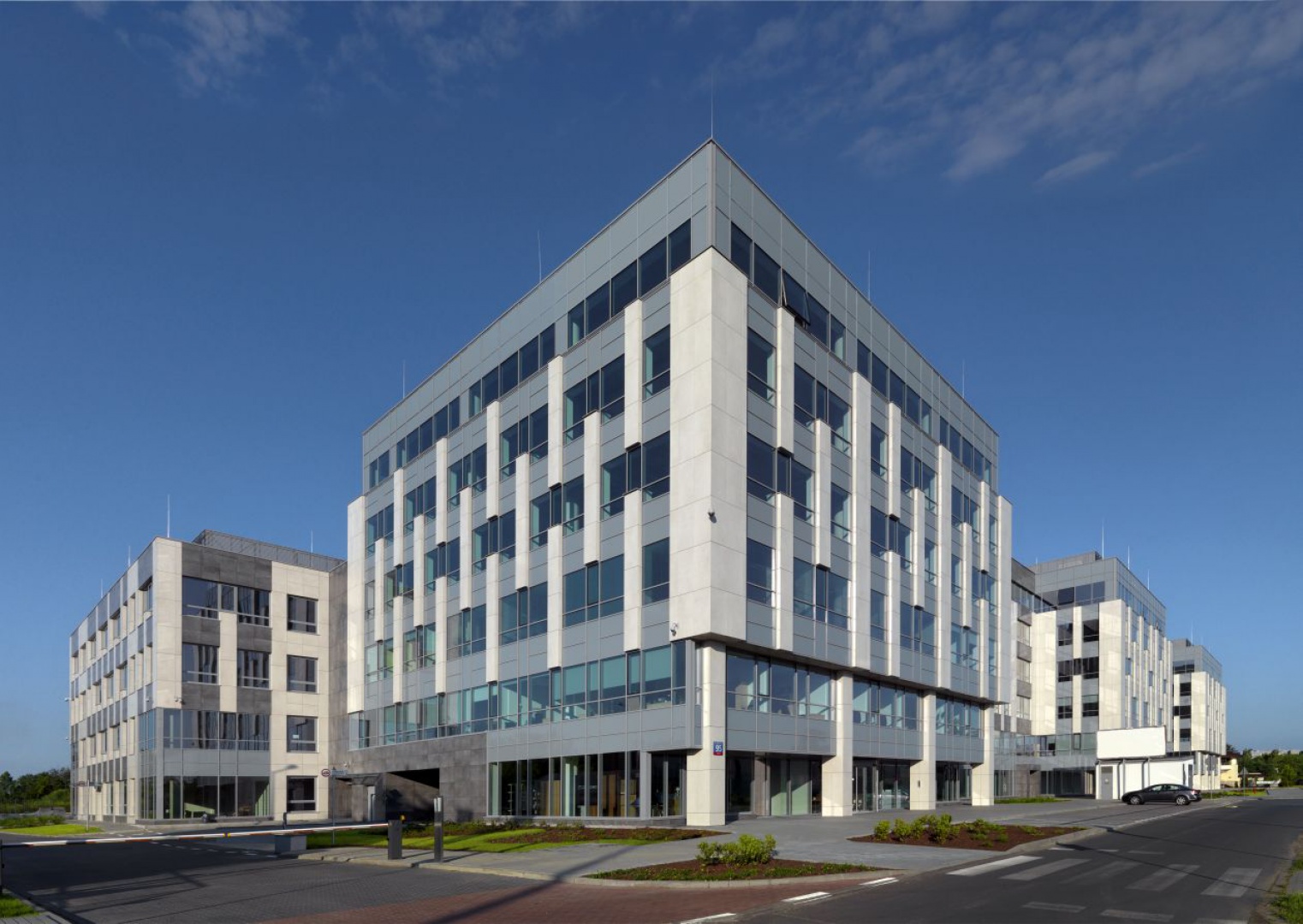astrum_business_park_3.jpg