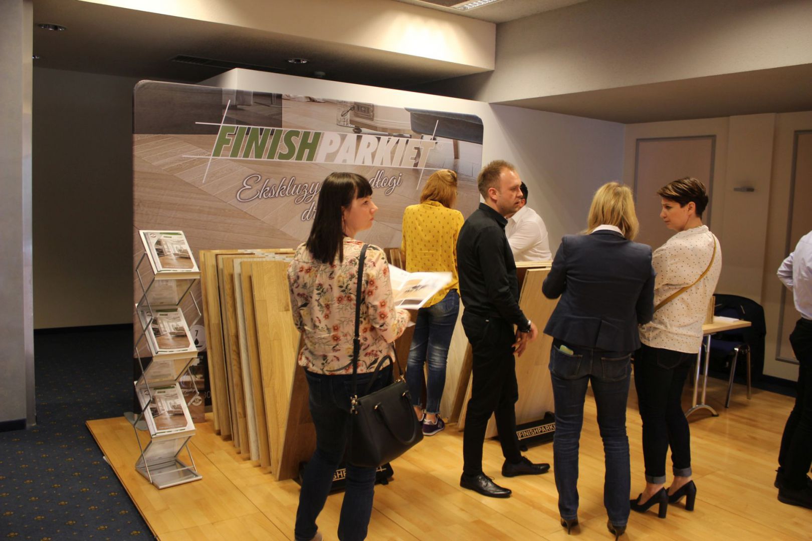 Stoisko marki Finishparkiet. Studio Dobrych Rozwiązań, 11.04 Bielsko-Biała.JPG