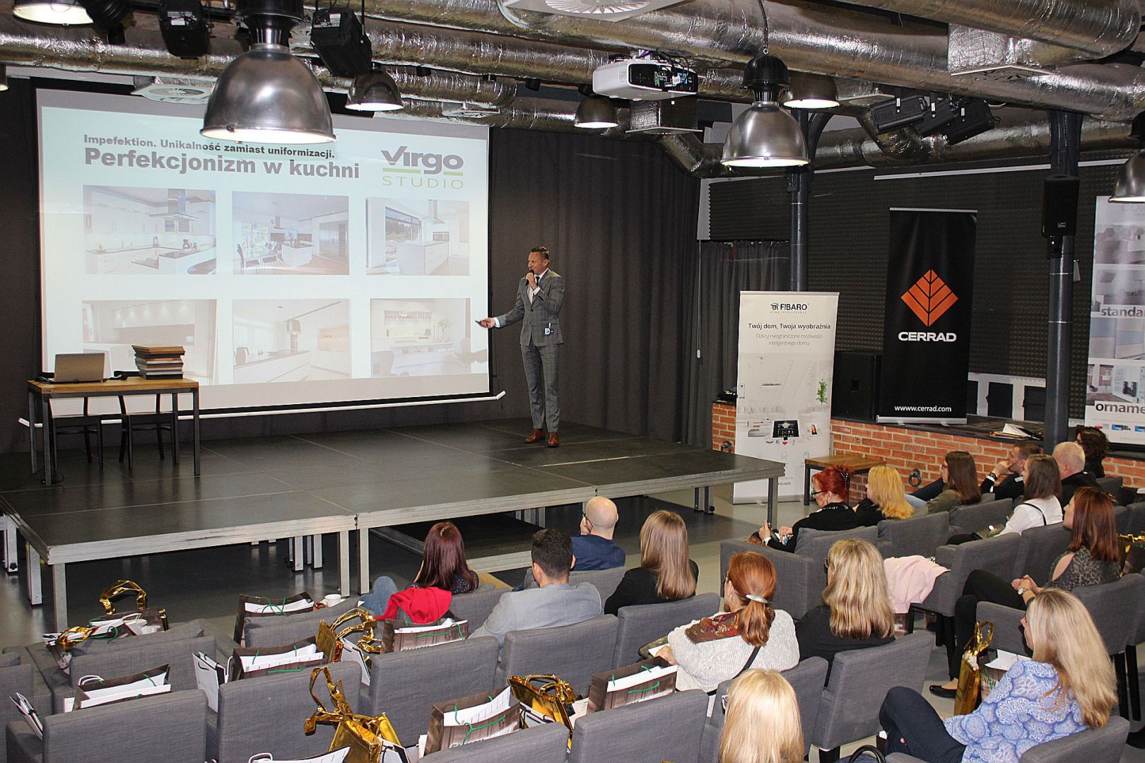 Szymon Sadowski, właściciel Virgo Studio.JPG