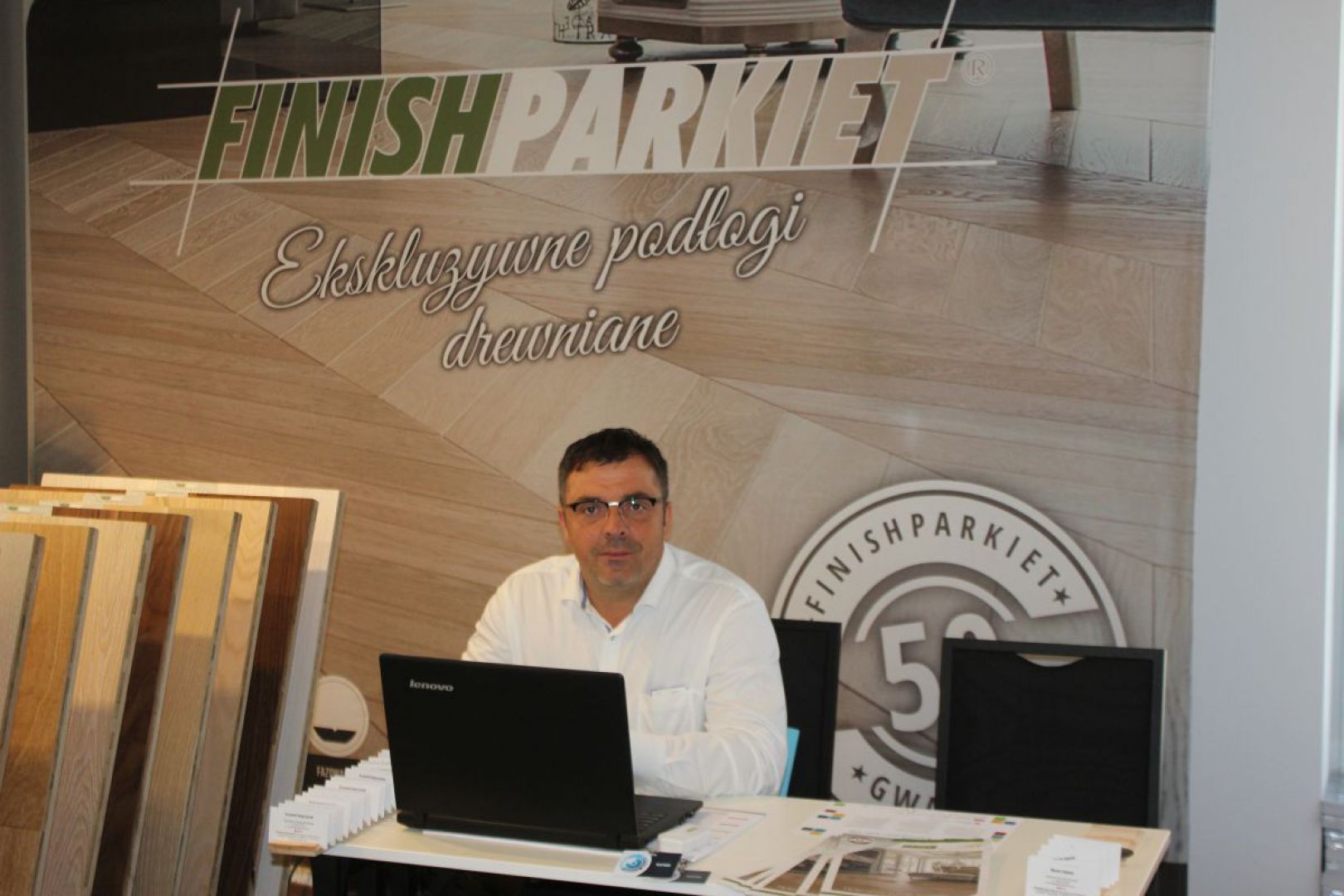 59. Stoisko firmy Finishparkiet 1_small.jpg