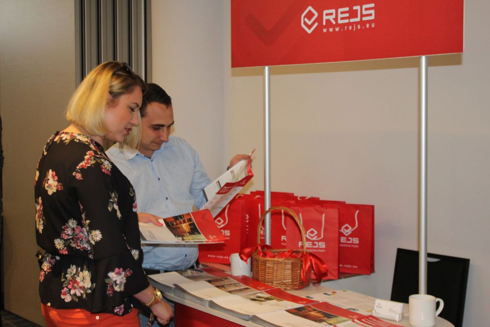 74. Stoisko firmy Rejs 2_small.jpg