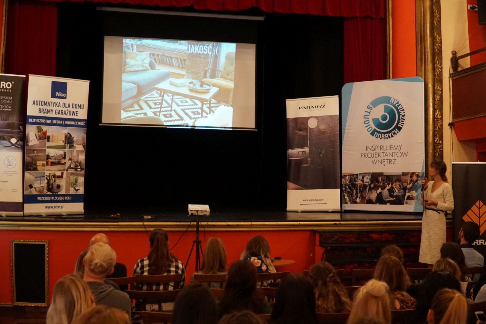 021_Alla Boroń, fotograf, właścicielka Studia Prototypownia.JPG