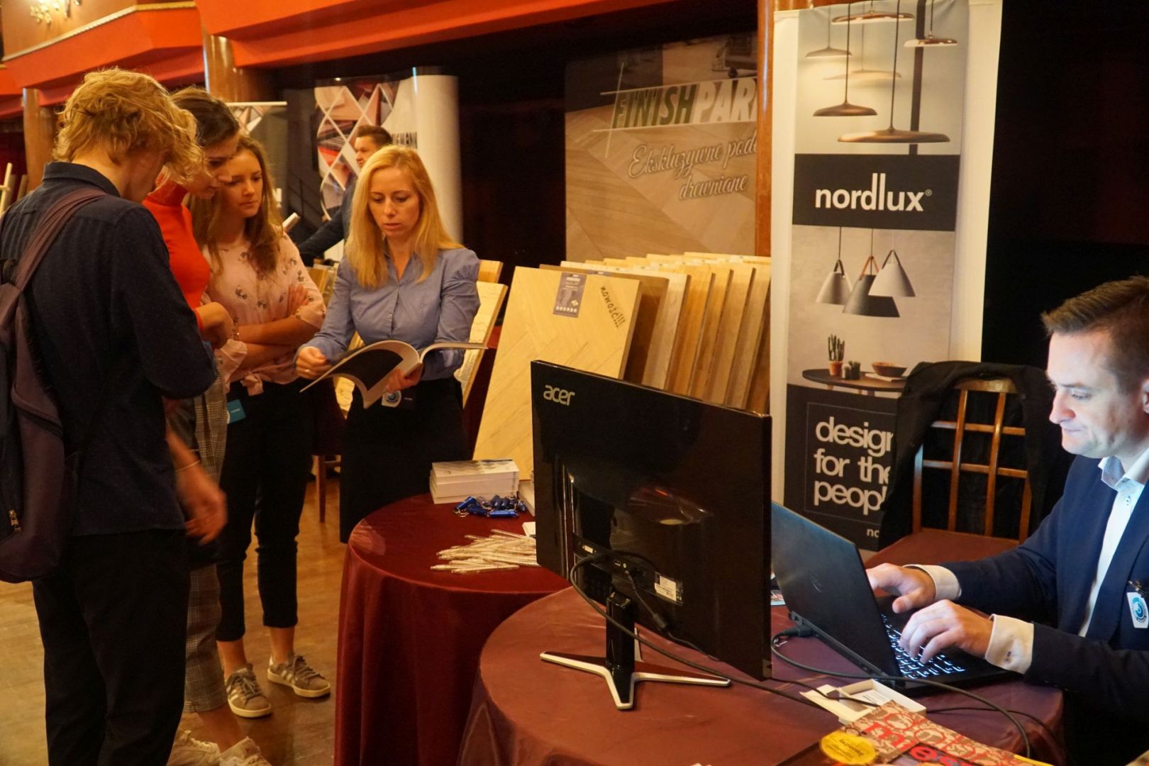 022_Stoisko firmy Oskar Technology.JPG