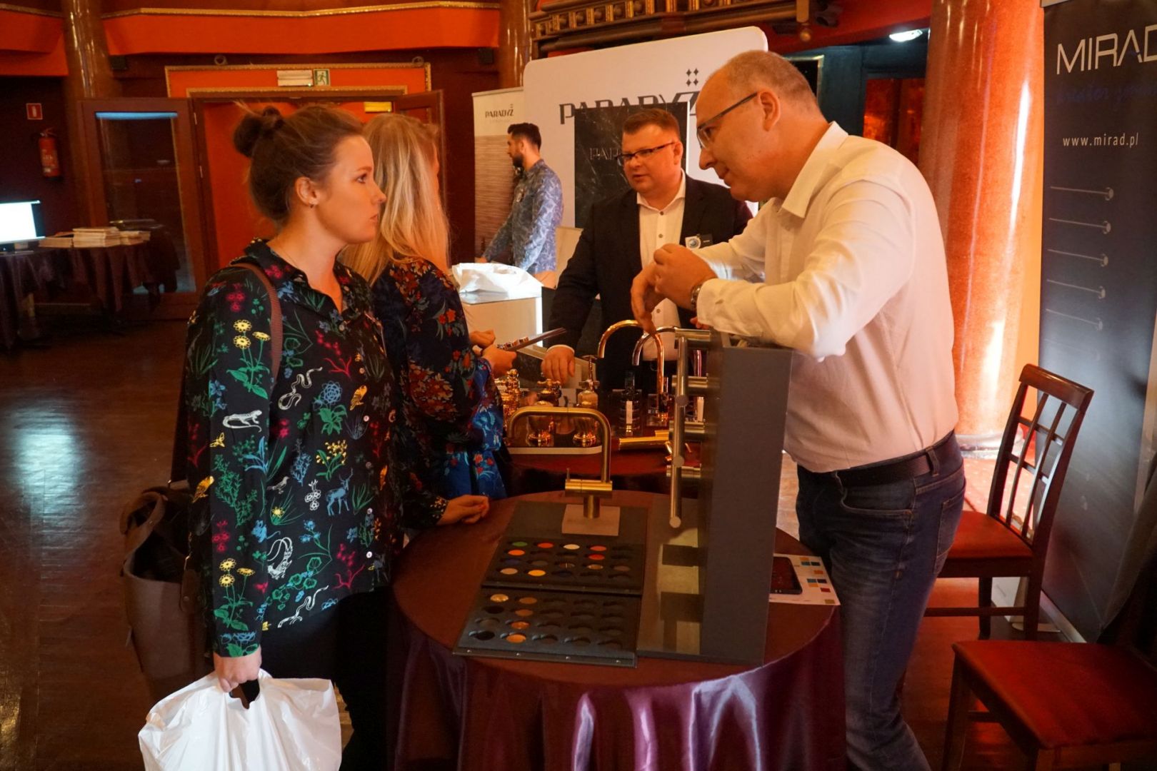 044_Stoisko firmy Mirad, wyłącznego przedstawiciela marki Vola w Polsce.JPG