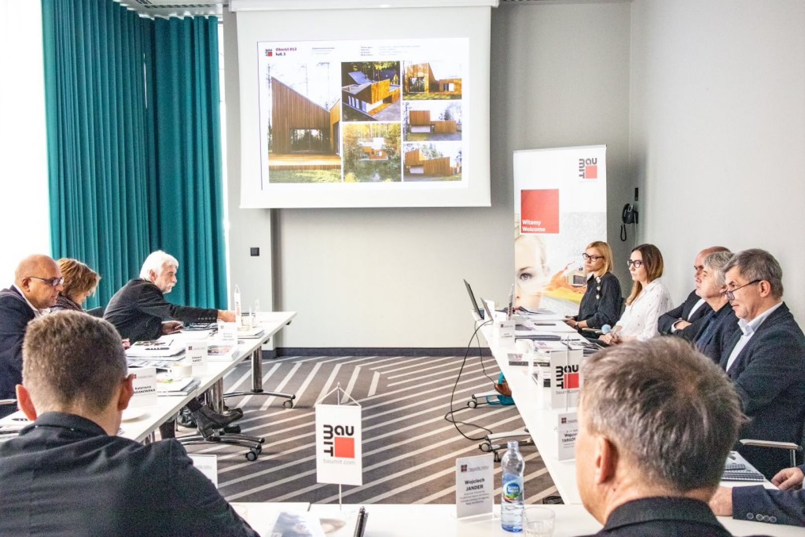 fasada_roku_2018_obrady_jury_01_m.jpg