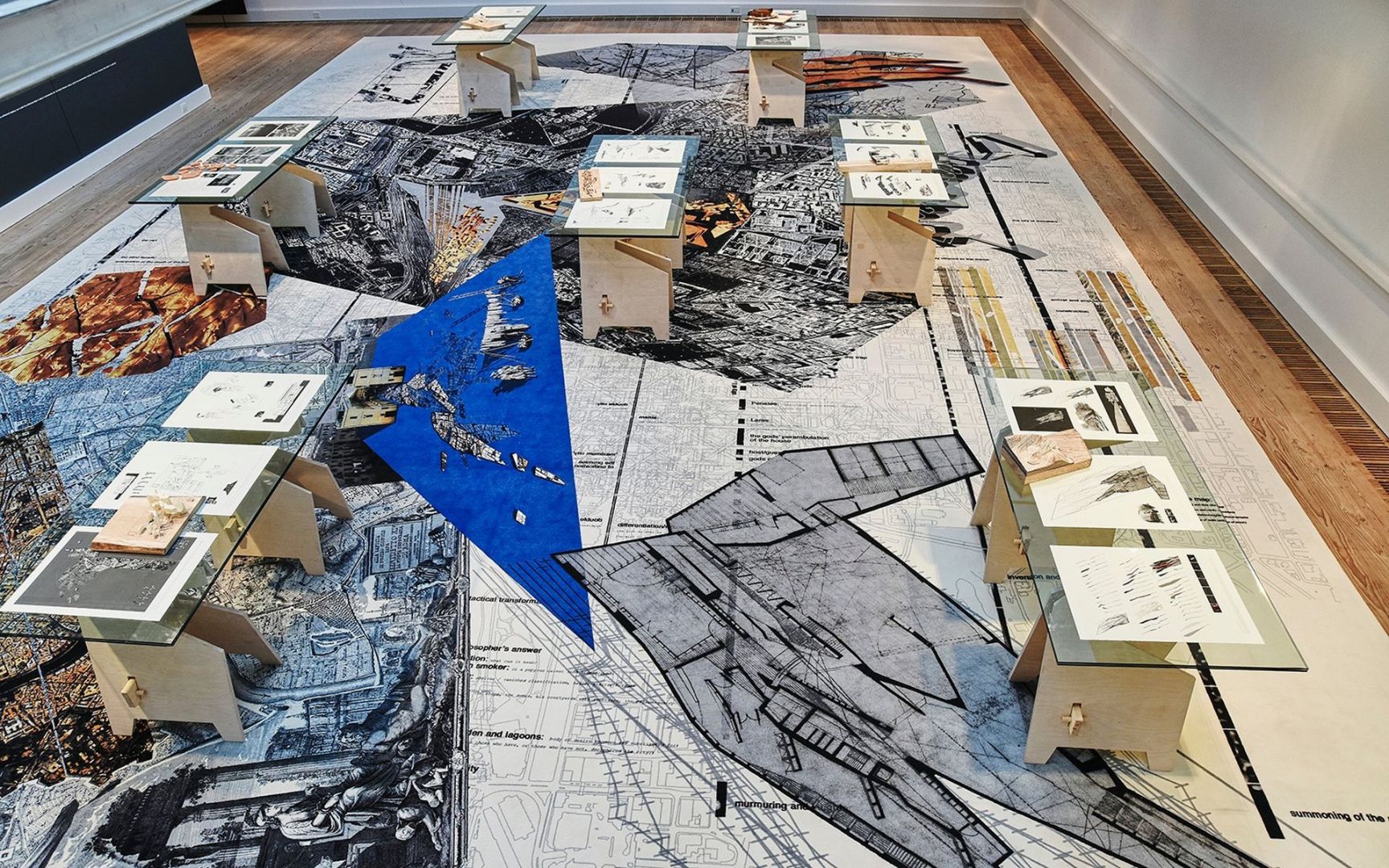 Wystawa 'On the Surface' pracowni Metis, mat. pras. EGE carpets (2).jpg