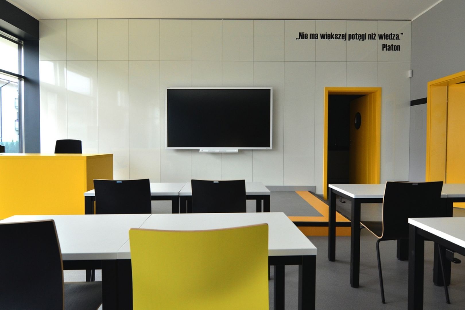 Szkoła_Rokietnica_ABET LAMINATI (1).jpg