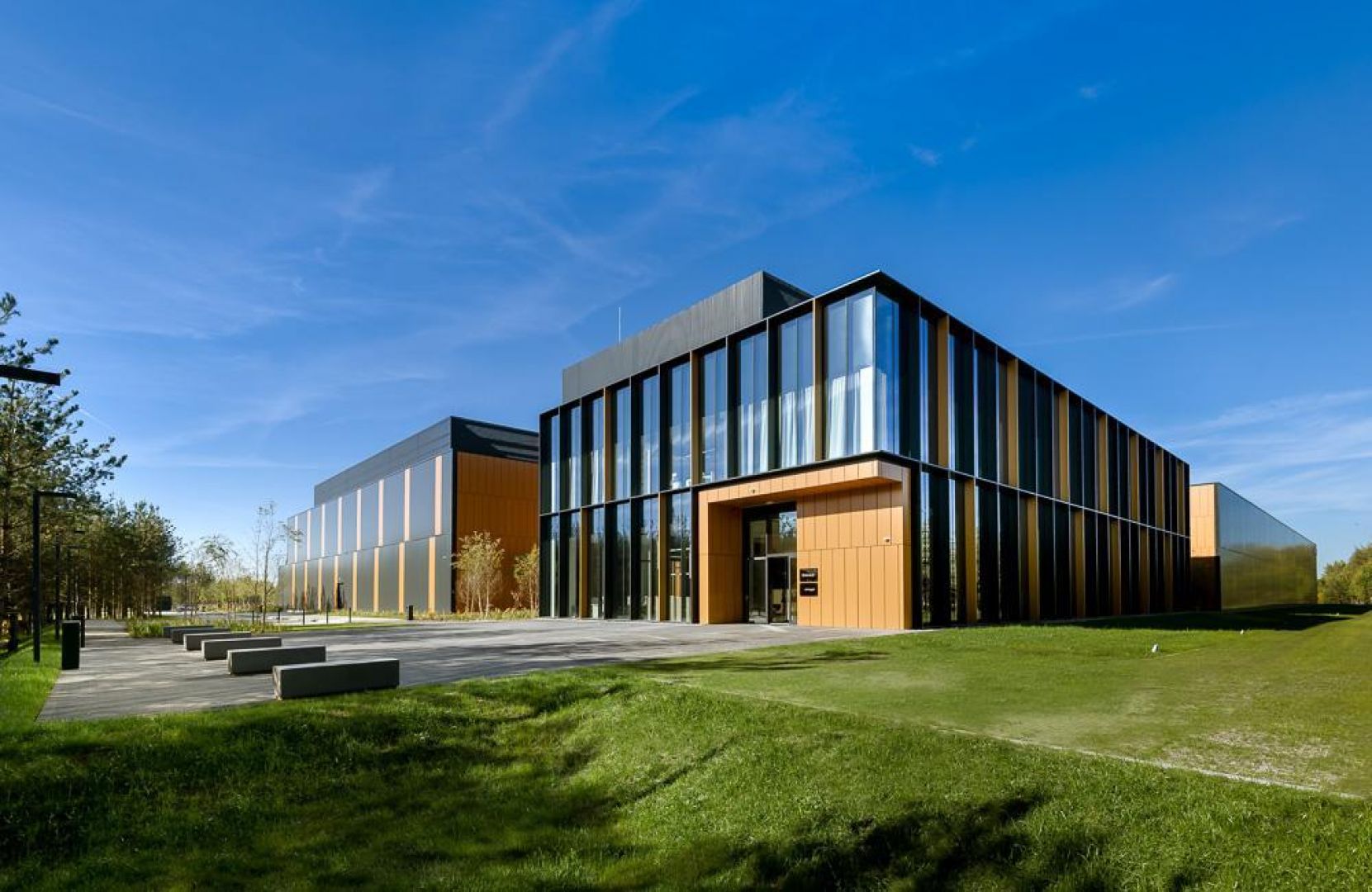 Siedziba firmy Bialmed w Piszu, 3XA, www.sztuka-architektury.pl1.jpg