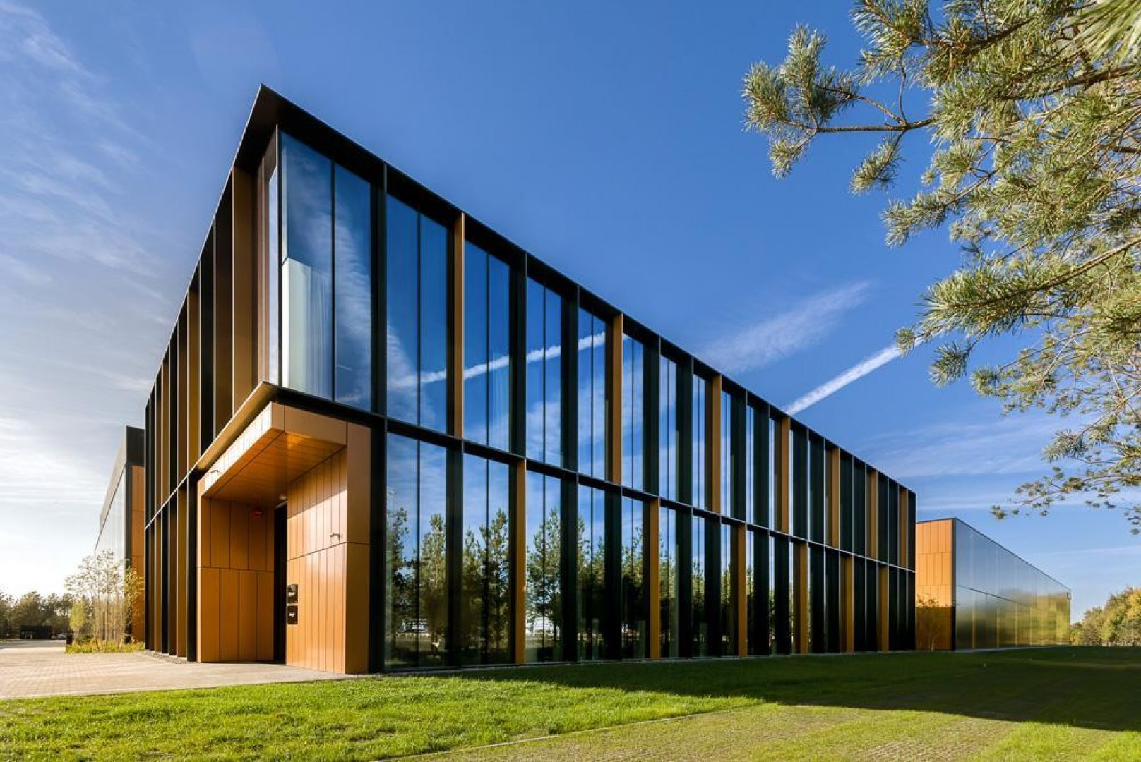 Siedziba firmy Bialmed w Piszu, 3XA, www.sztuka-architektury.pl4.jpg