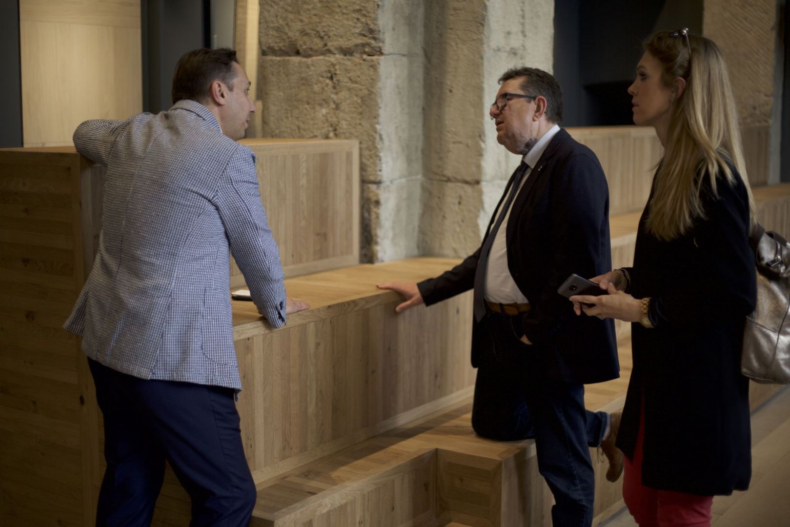Forestile na spotkaniu z Michele De Lucchi w Listone Giordano (9).jpg