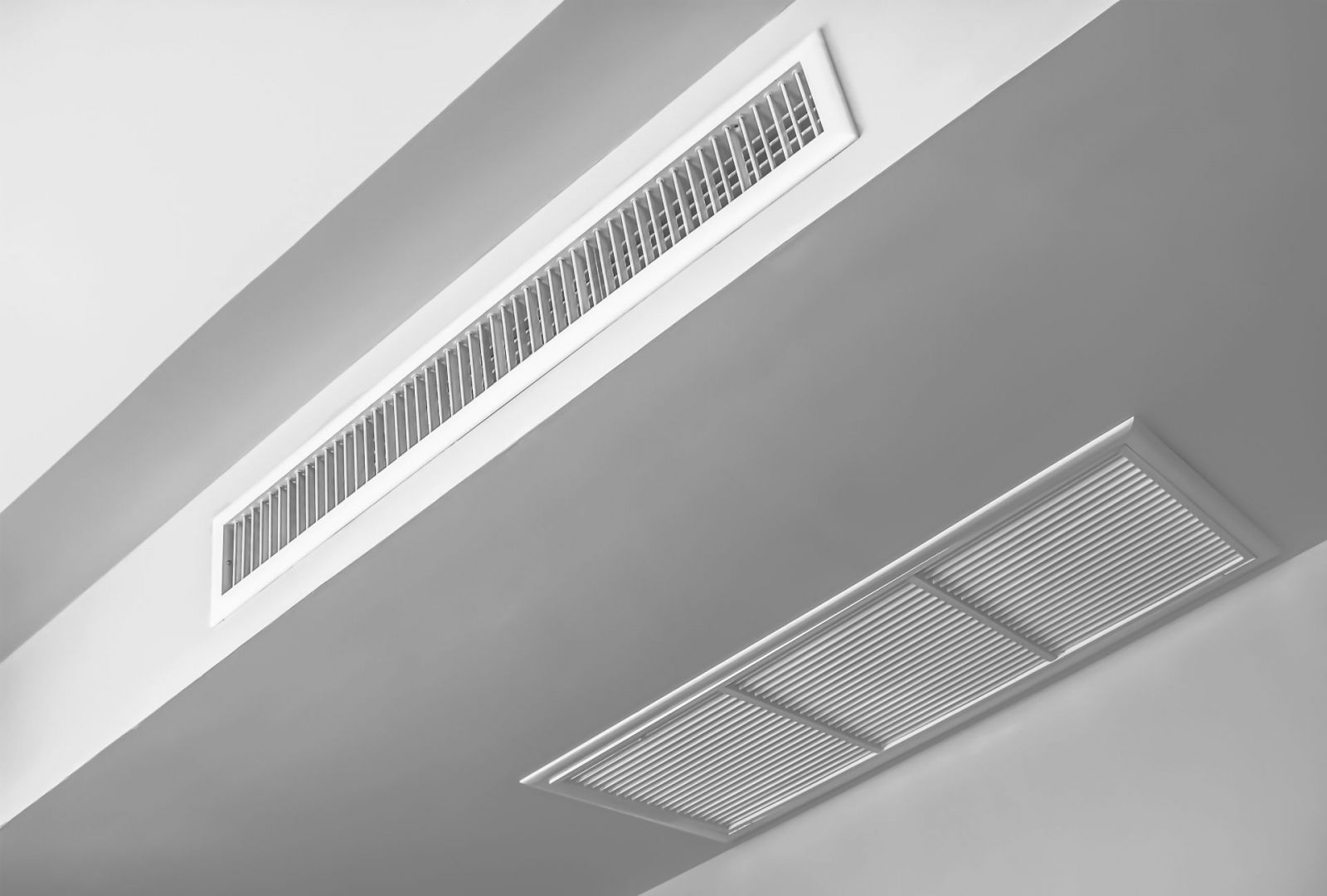 Klimatyzacja kanałowa - rozwiązanie do dużego domu fot. Shutterstock.jpg